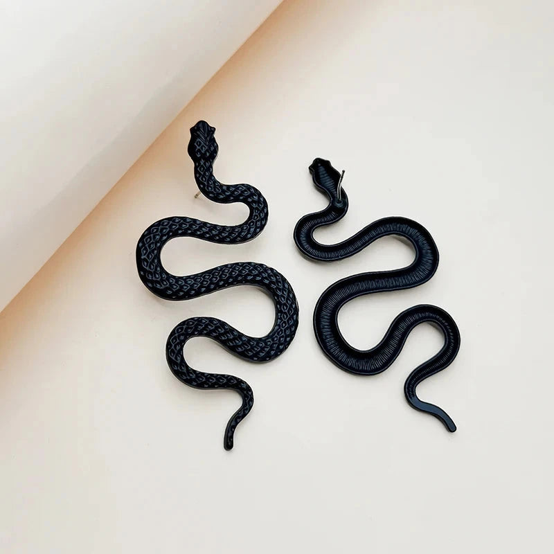 Avant-garde Sexy and Exaggerated Halloween Snake Shaped Earrings for Women Fashion Gothic Personalized Trend Girl Rock Jewelry exovai.com